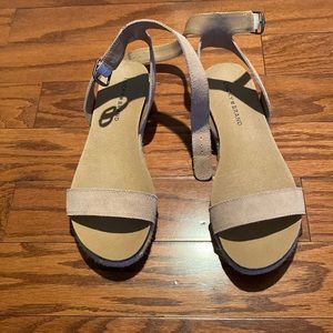 Lucky brand sandals